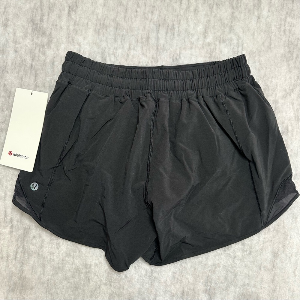 Lululemon Hotty Hot LR 4" Shorts